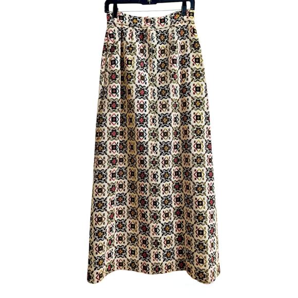 VTG 70s Tapestry Carpet Weight MAXI SKIRT Zip XS Needlepoint Pattern Handmade - Picture 10 of 13